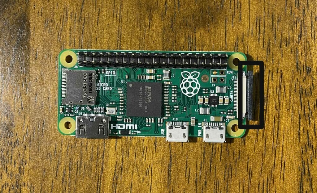 pi0 with connector bar open